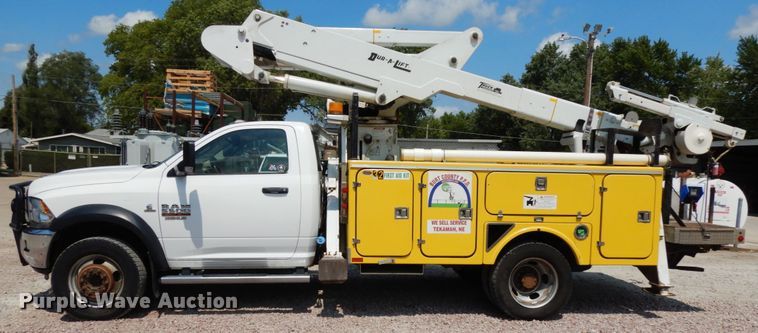image for item DH6581 2013 Dodge Ram 5500  bucket truck