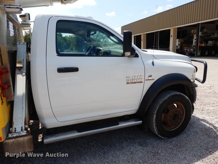 image for item DH6581 2013 Dodge Ram 5500  bucket truck