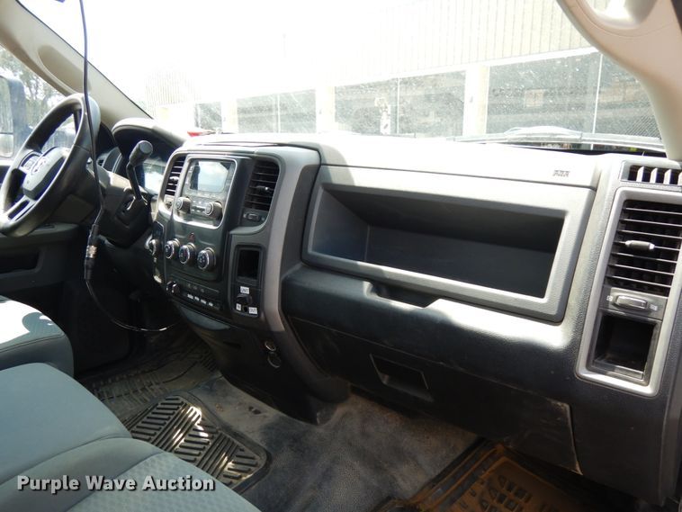 image for item DH6581 2013 Dodge Ram 5500  bucket truck