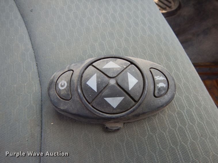 image for item DH6581 2013 Dodge Ram 5500  bucket truck