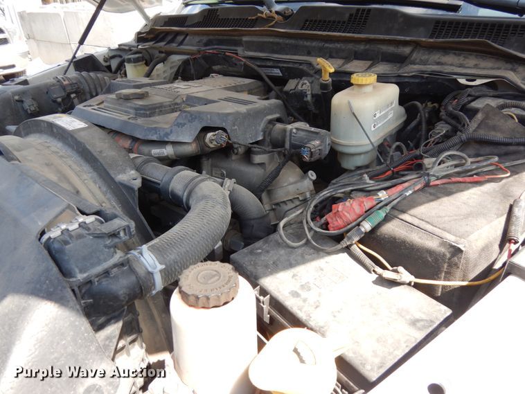 image for item DH6581 2013 Dodge Ram 5500  bucket truck