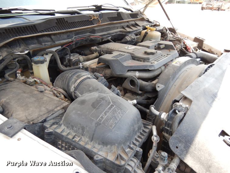 image for item DH6581 2013 Dodge Ram 5500  bucket truck