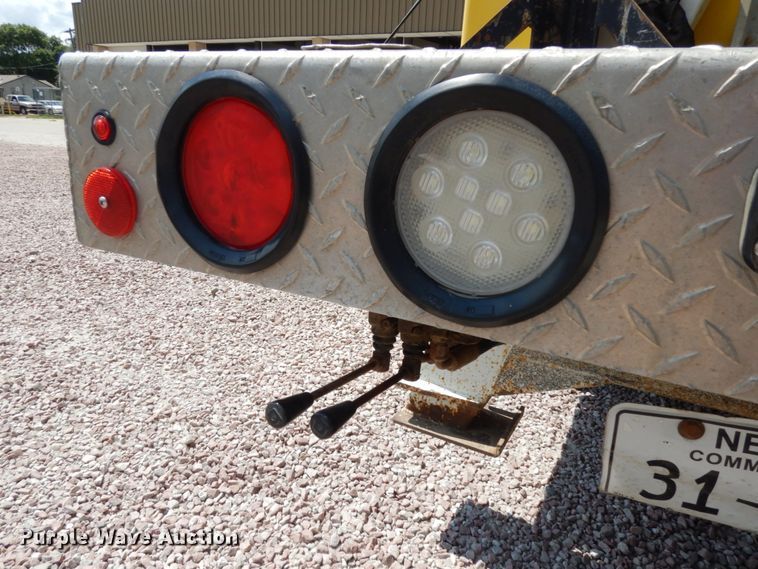 image for item DH6581 2013 Dodge Ram 5500  bucket truck