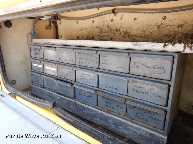 image for item DH6581 2013 Dodge Ram 5500  bucket truck