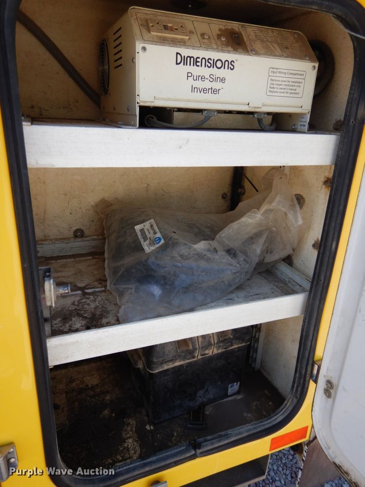 image for item DH6581 2013 Dodge Ram 5500  bucket truck