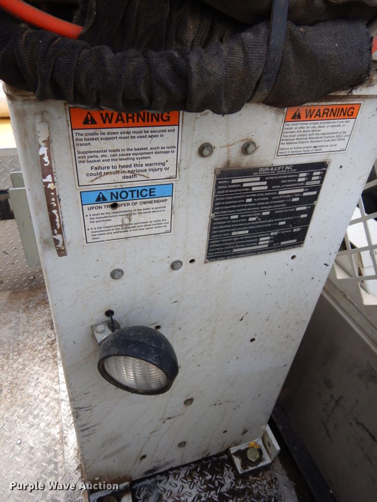 image for item DH6581 2013 Dodge Ram 5500  bucket truck