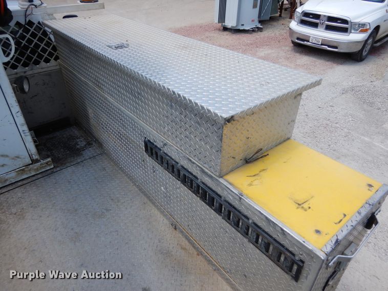 image for item DH6581 2013 Dodge Ram 5500  bucket truck