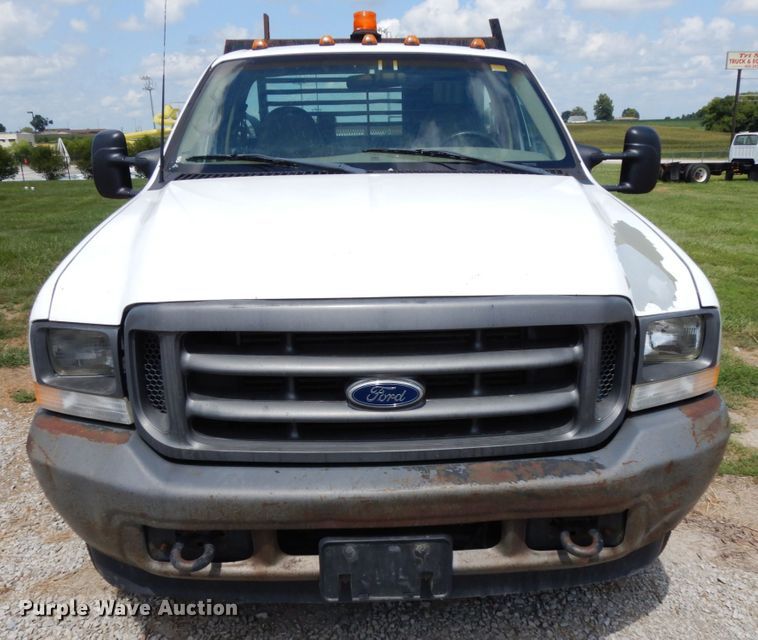 image for item DH6583 2002 Ford F450 Super Duty XL  flatbed truck