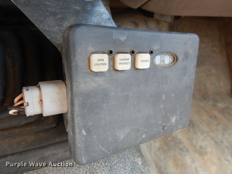 image for item DH6583 2002 Ford F450 Super Duty XL  flatbed truck