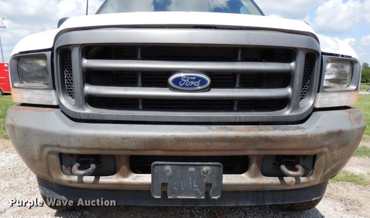 image for item DH6583 2002 Ford F450 Super Duty XL  flatbed truck