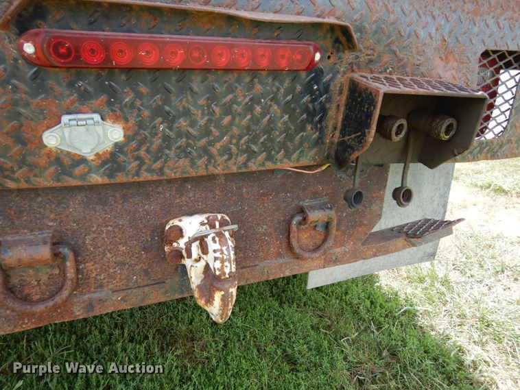 image for item DH6583 2002 Ford F450 Super Duty XL  flatbed truck