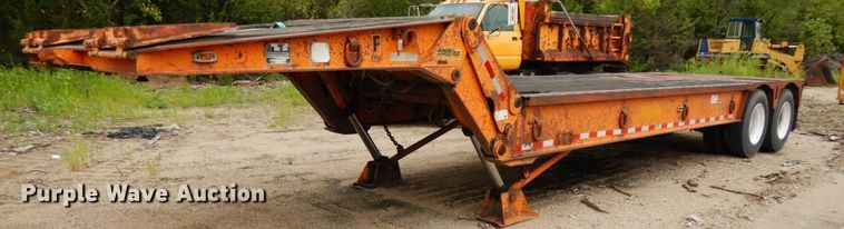 image for item DH6589 1982 Load King 252LFP low boy equipment trailer