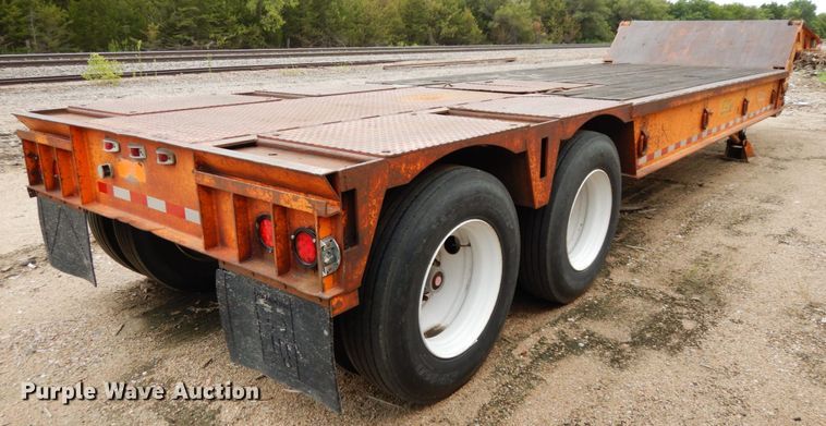 image for item DH6589 1982 Load King 252LFP low boy equipment trailer