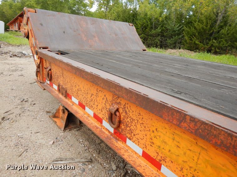 image for item DH6589 1982 Load King 252LFP low boy equipment trailer