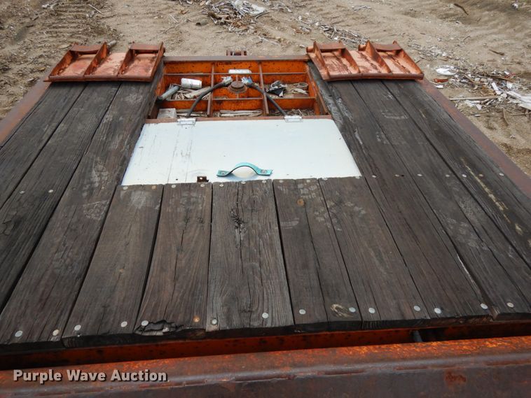 image for item DH6589 1982 Load King 252LFP low boy equipment trailer