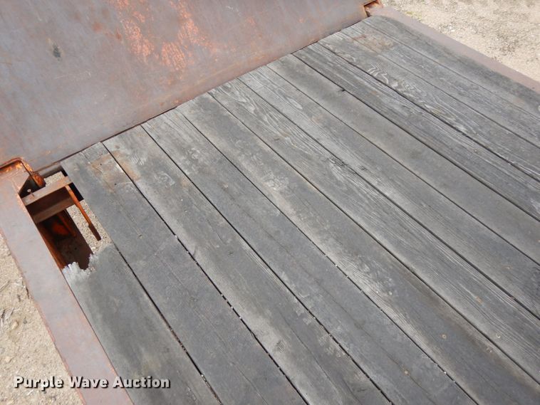 image for item DH6589 1982 Load King 252LFP low boy equipment trailer