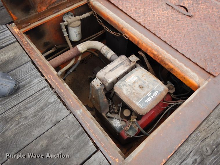 image for item DH6589 1982 Load King 252LFP low boy equipment trailer