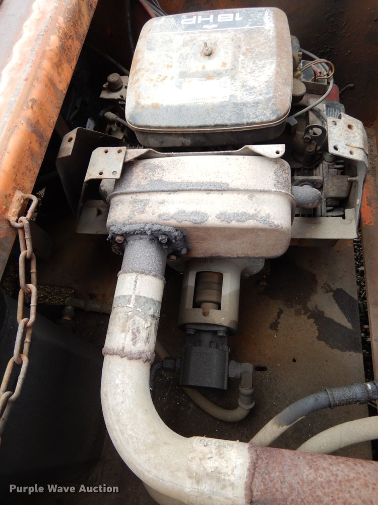 image for item DH6589 1982 Load King 252LFP low boy equipment trailer