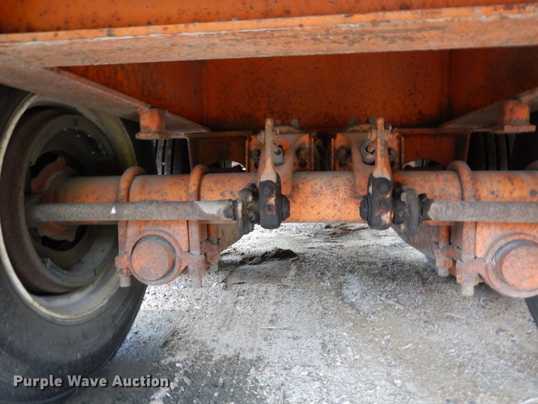 image for item DH6589 1982 Load King 252LFP low boy equipment trailer