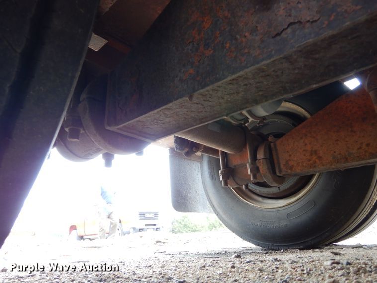 image for item DH6589 1982 Load King 252LFP low boy equipment trailer