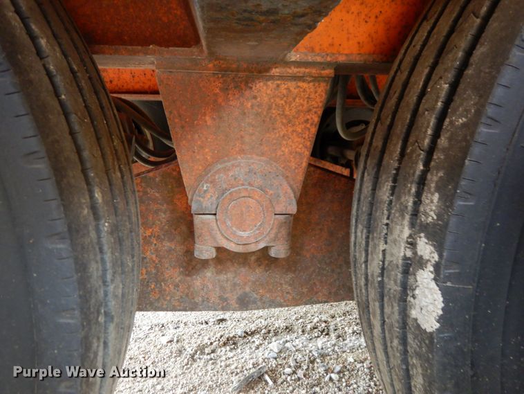 image for item DH6589 1982 Load King 252LFP low boy equipment trailer