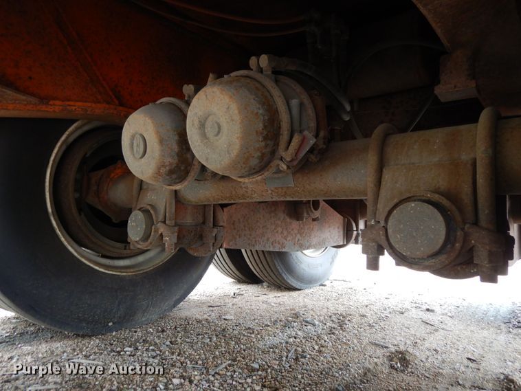 image for item DH6589 1982 Load King 252LFP low boy equipment trailer