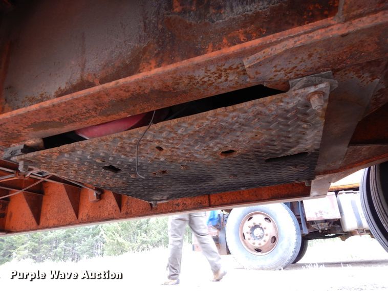 image for item DH6589 1982 Load King 252LFP low boy equipment trailer