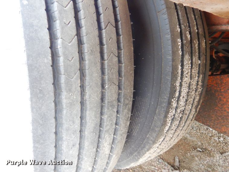 image for item DH6589 1982 Load King 252LFP low boy equipment trailer