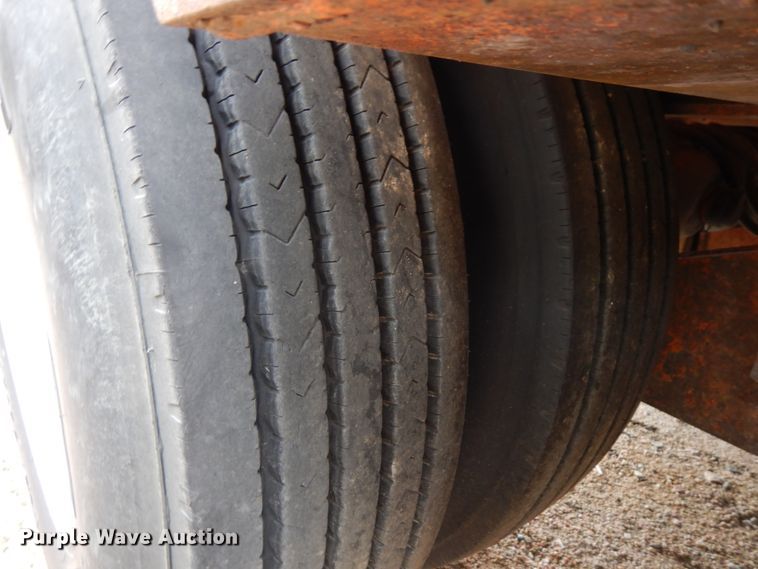 image for item DH6589 1982 Load King 252LFP low boy equipment trailer