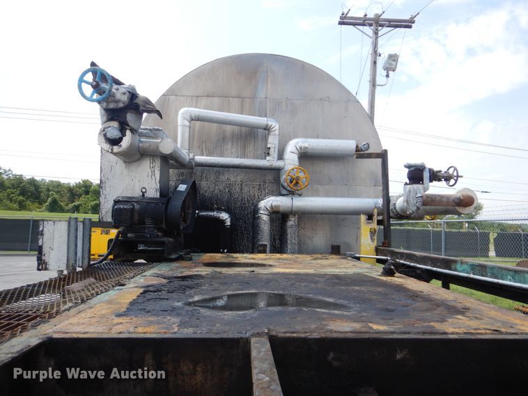 image for item DI0357 Asphalt storage tank trailer