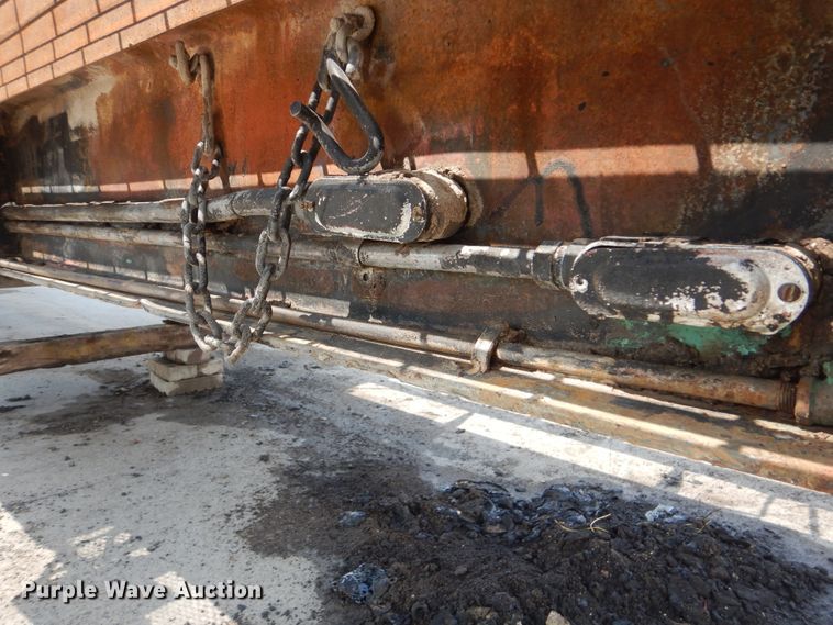 image for item DI0357 Asphalt storage tank trailer