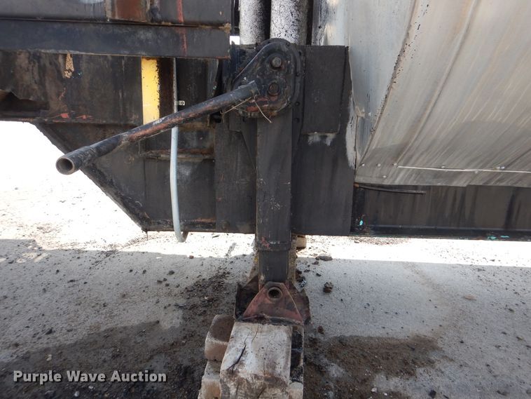 image for item DI0357 Asphalt storage tank trailer