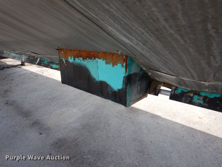 image for item DI0357 Asphalt storage tank trailer