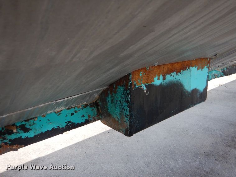 image for item DI0357 Asphalt storage tank trailer