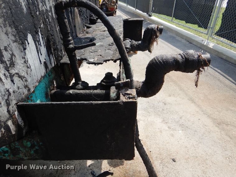 image for item DI0357 Asphalt storage tank trailer