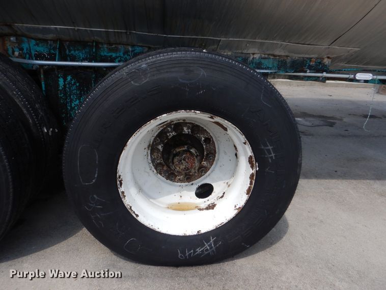 image for item DI0357 Asphalt storage tank trailer