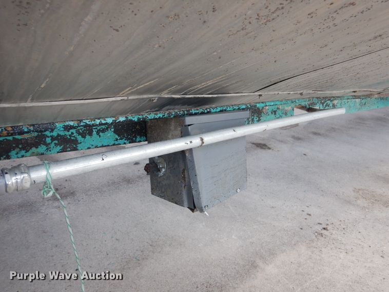 image for item DI0357 Asphalt storage tank trailer