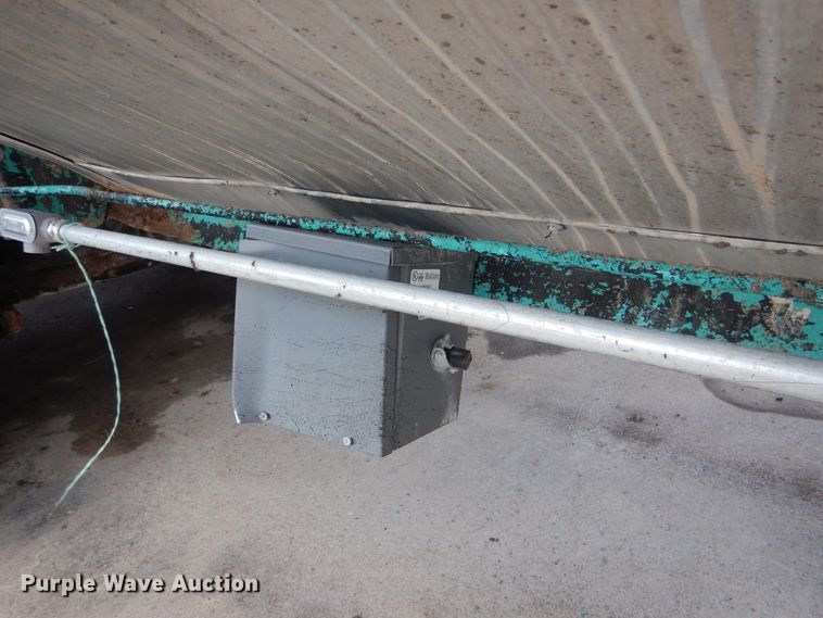 image for item DI0357 Asphalt storage tank trailer