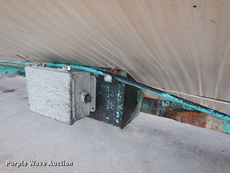 image for item DI0357 Asphalt storage tank trailer