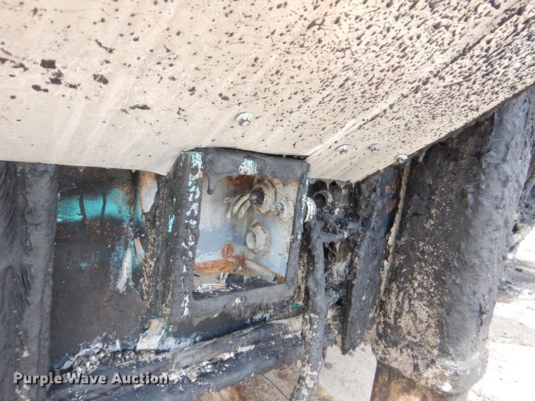 image for item DI0357 Asphalt storage tank trailer