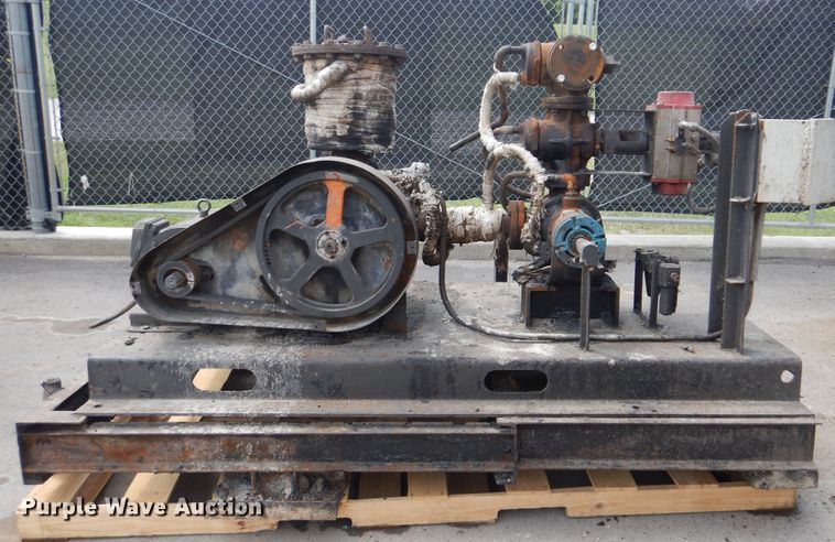 image for item DI0357 Asphalt storage tank trailer