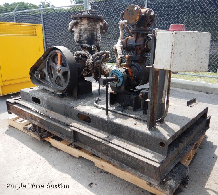 image for item DI0357 Asphalt storage tank trailer