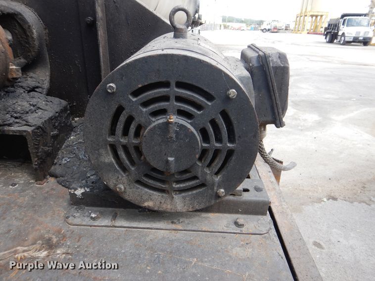 image for item DI0357 Asphalt storage tank trailer