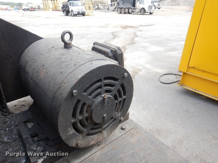 image for item DI0357 Asphalt storage tank trailer