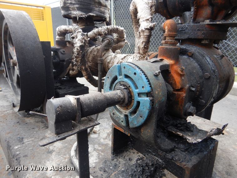 image for item DI0357 Asphalt storage tank trailer