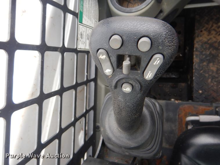 image for item DI0372 2015 Bobcat T450  tracked skid steer loader