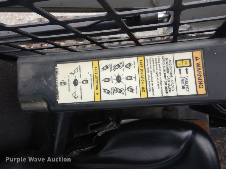 image for item DI0372 2015 Bobcat T450  tracked skid steer loader