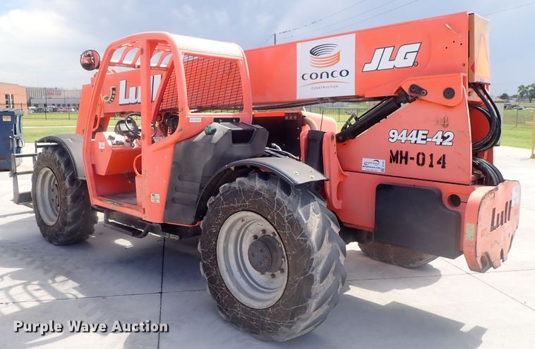 image for item DI4600 Lull 944E-42  telehandler
