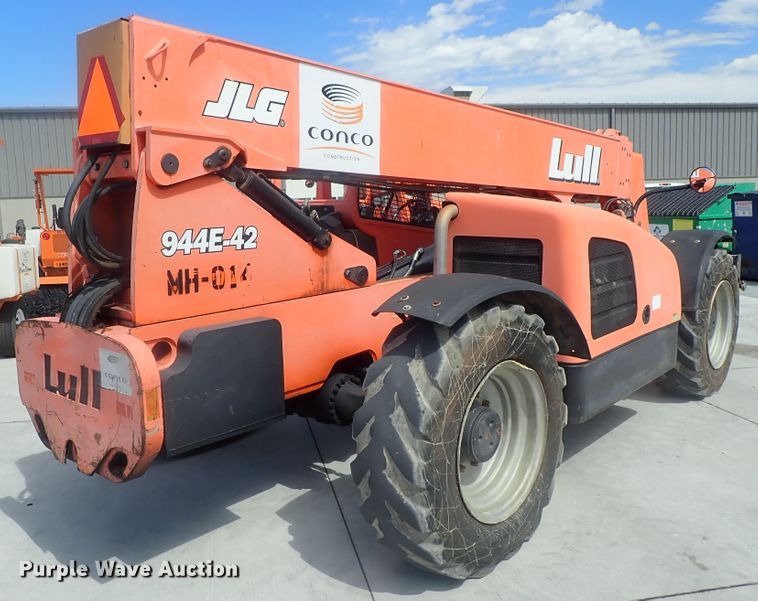 image for item DI4600 Lull 944E-42  telehandler