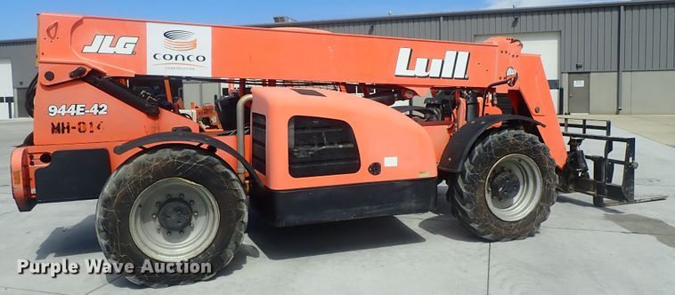 image for item DI4600 Lull 944E-42  telehandler